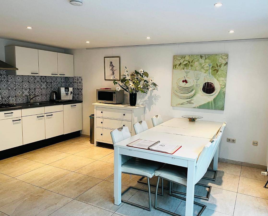 Appartement entier, Tussen Gracht en Sintjan in Bois Le Duc, Brabant-Septentrional