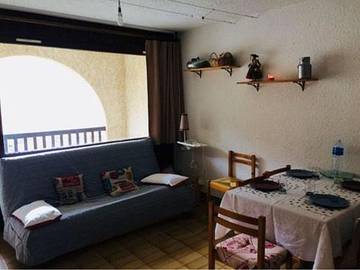 Gîte pour 4 personnes, avec vue et terrasse à Saint-Léger-les-Mélèzes