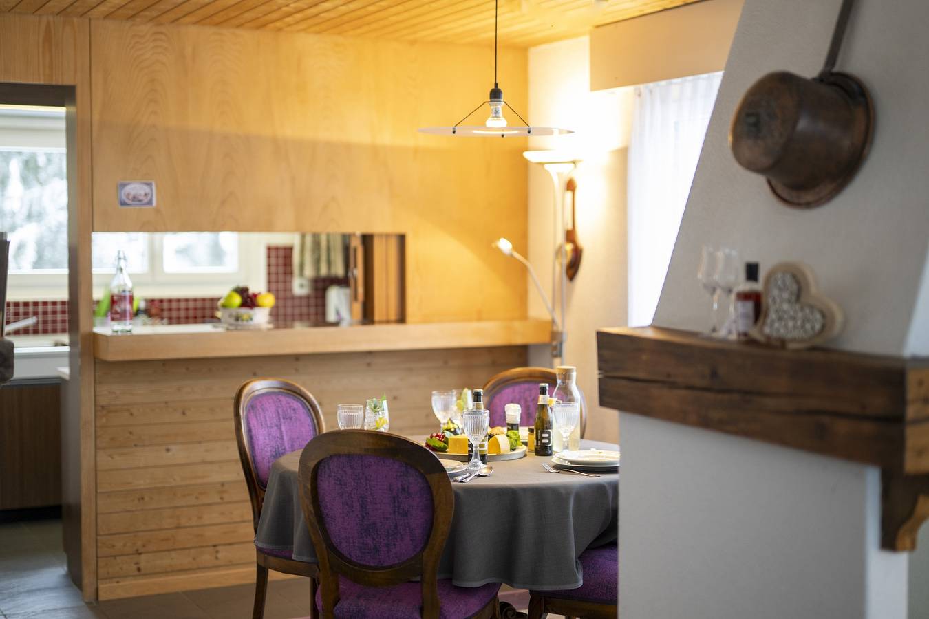 Apartamento entero, Brentschpark Nr. 13: Gemütliche 2.5-Zimmerwohung im ruhig gelegenem Brentschpark in Scuol, Lower Engadine