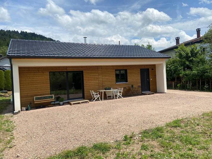 Location de vacances pour 3 personnes, avec terrasse ainsi que jardin et vue à Thiéfosse - 2