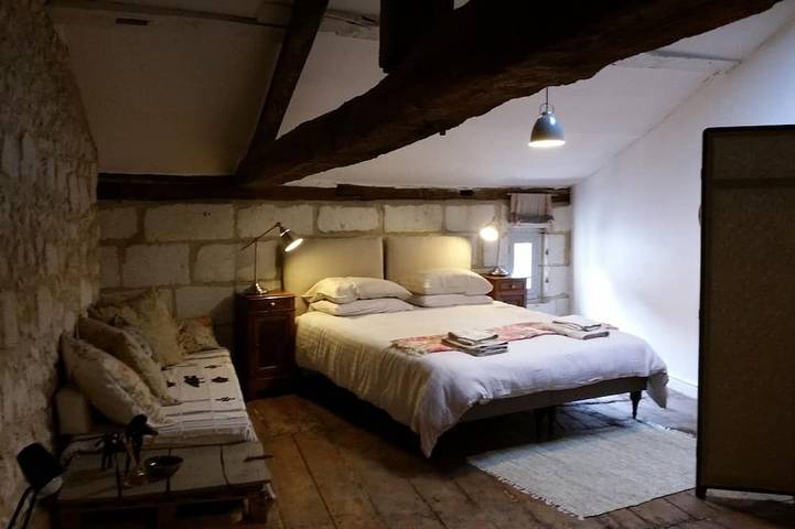 Location de vacances pour 8 personnes, avec jardin et terrasse à Aubeterre-sur-Dronne - 2