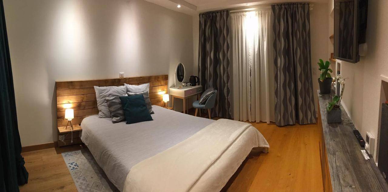 Appartement entier, Family Suite in Carhaix-Plouguer, Région de Châteaulin
