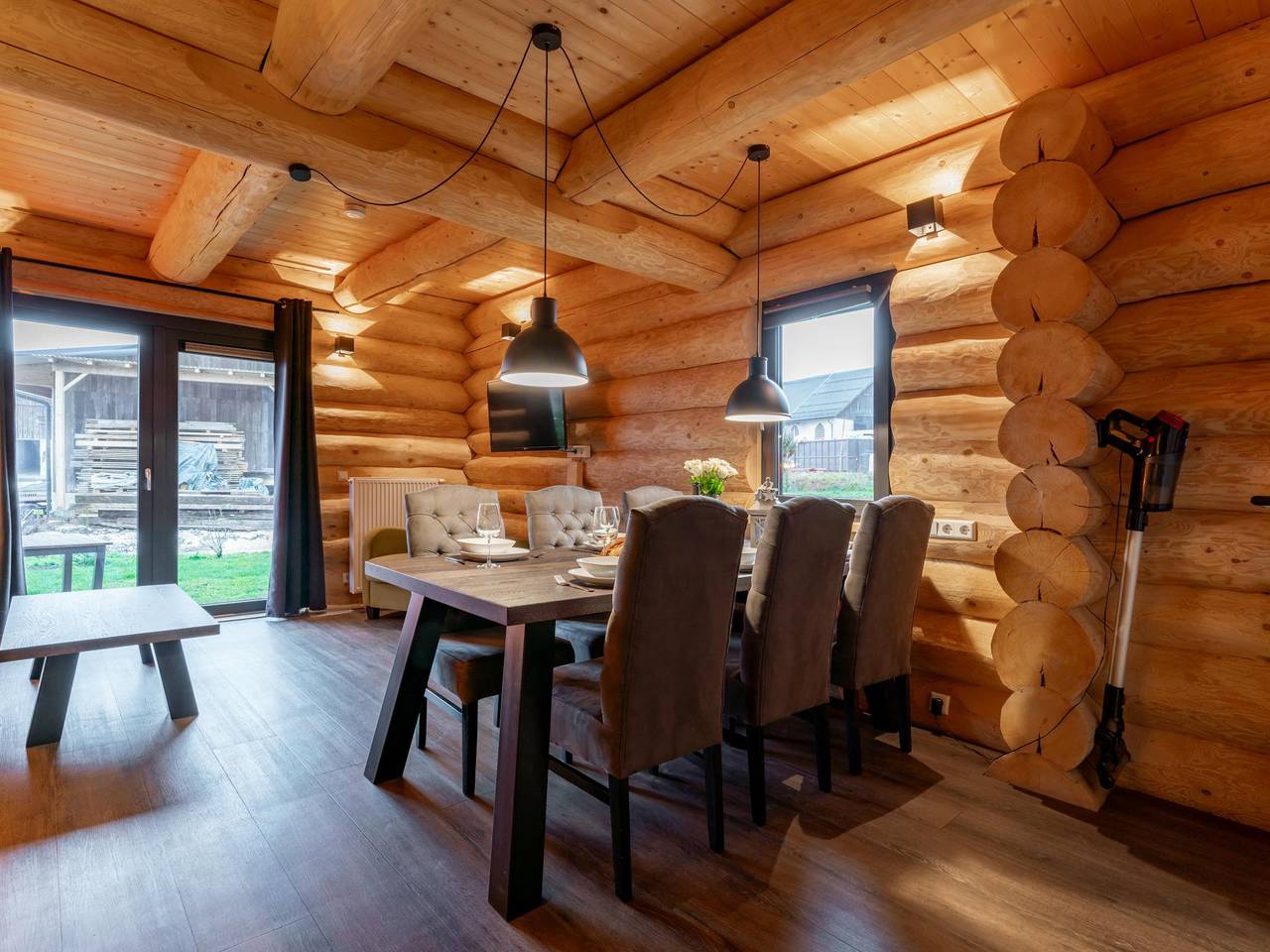 Blockhaus nahe Top-Skigebiet in Hermagor-Pressegger See, Bezirk Hermagor