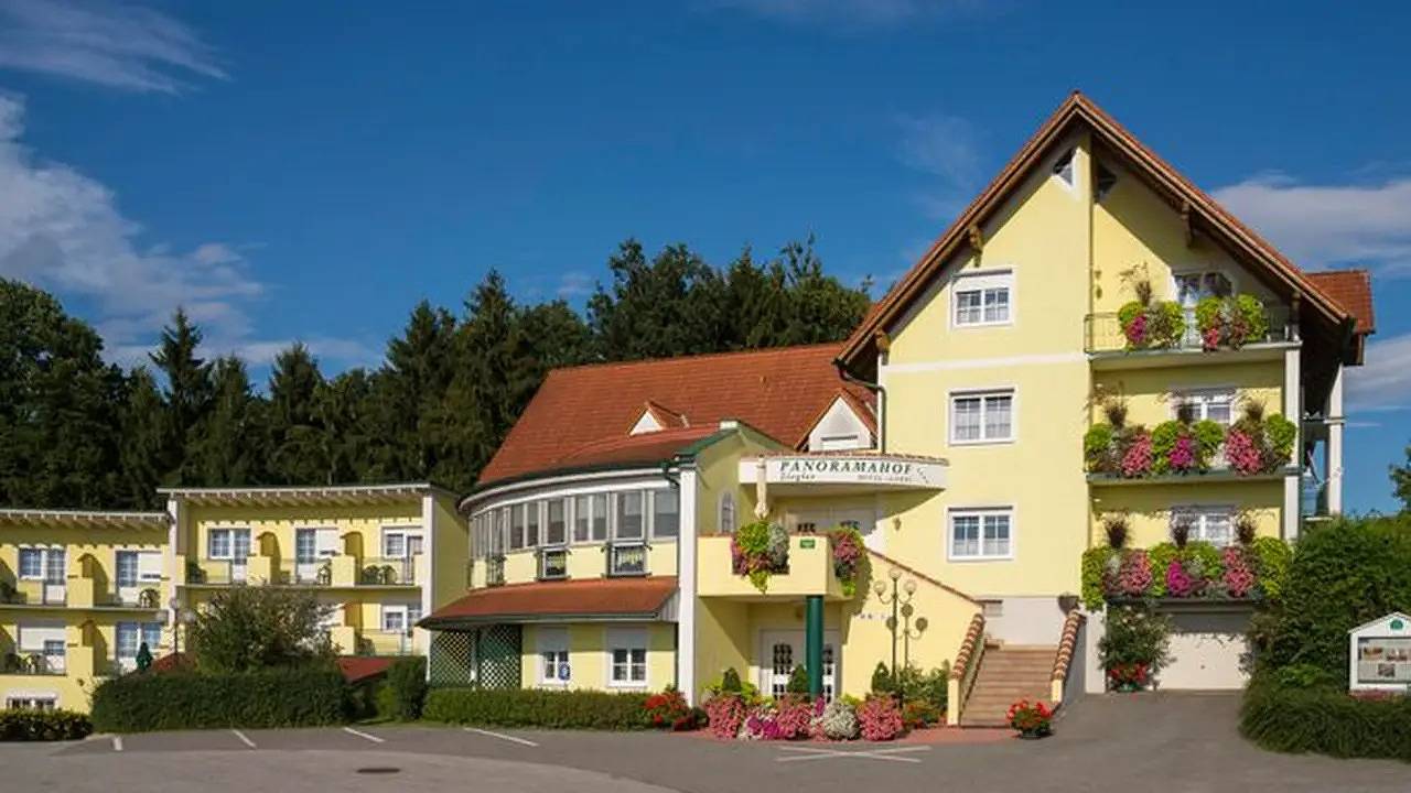 Doppelzimmer für 3 Personen (27 m²) in Bad Waltersdorf in Bad Waltersdorf, Steirerland