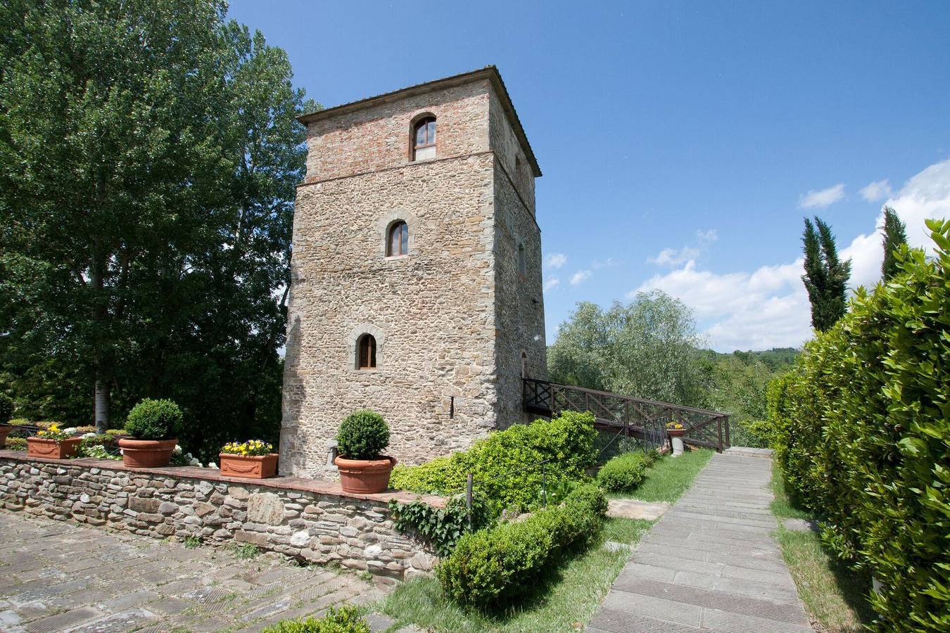 Santa Flora in Capolona, Casentino
