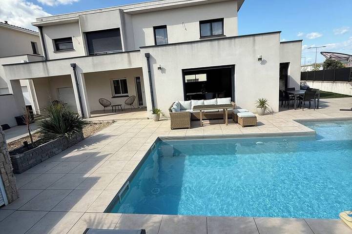 Location de vacances pour 6 personnes, avec Terrasse et Jardin à Montarnaud