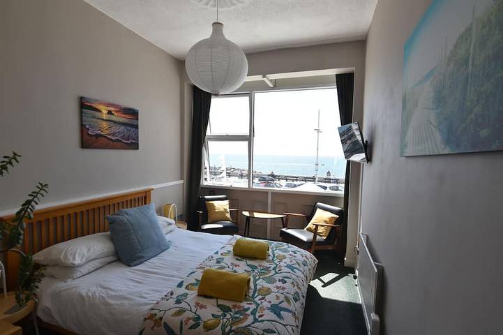 Apartment for 2 people in West Bay