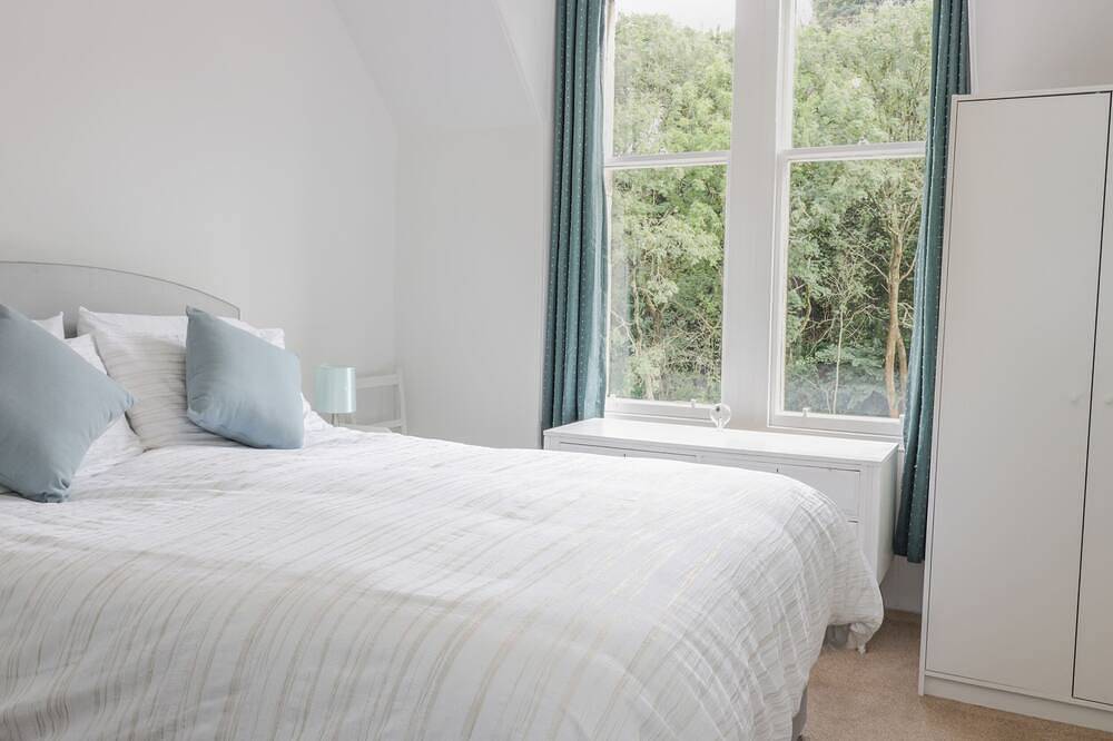6 Coltbridge Gardens, character holiday cottage in Edinburgh in Edinburgh, Edinburgh and Lothian