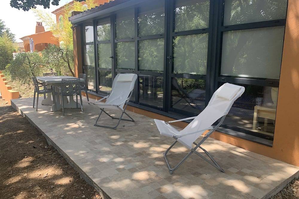 Studio Tout Equipé Dans Résidence Particulière en Plein Centre de Draguignan in Draguignan, Draguignan region