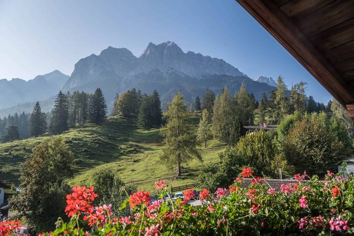 Ferienwohnung für 6 Personen, mit Balkon in den Ammergauer Alpen