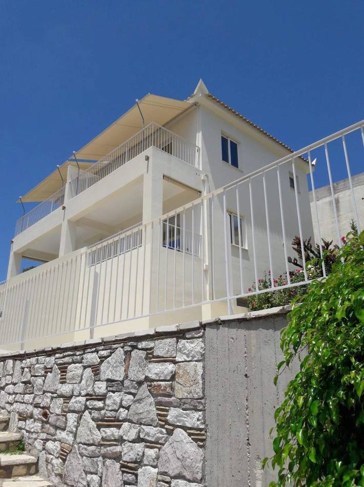 Gîte pour 3 personnes, avec jardin et vue à Koróni - 2