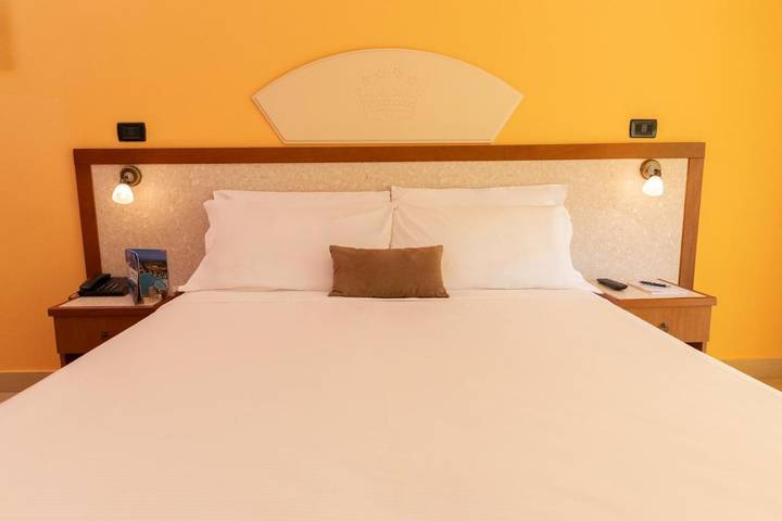 Bungalow für 3 Personen, mit Garten in Kalabrien - 2