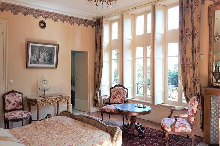 Location de vacances pour 3 personnes, avec jardin à Saint-Rémy-de-Chargnat - 4