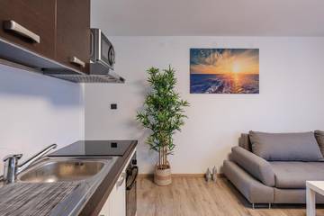 Holiday Apartment for 4 People in Pula, Pula-Medulin, Photo 3