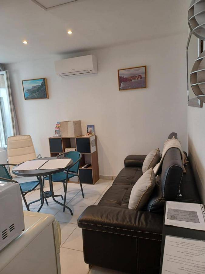 Appartement de vacances pour 3 personnes, avec jardin