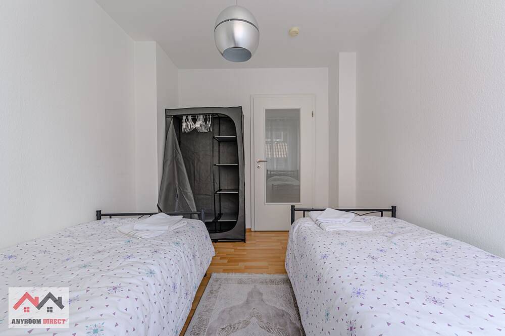 Entire apartment, 1.9 km to the fair 3-room apartment in Laatzen in Grasdorf (Laatzen), Laatzen