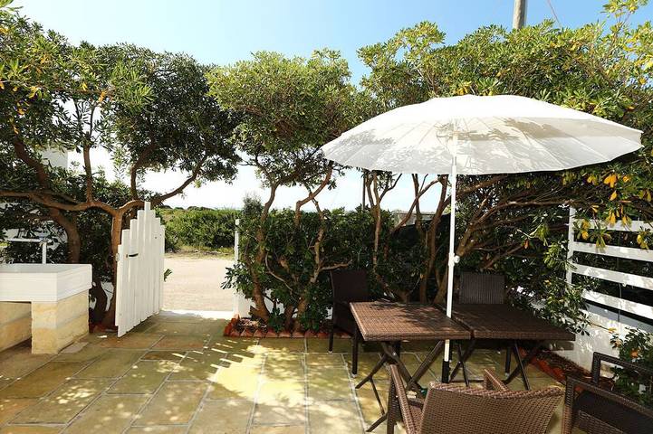 Location de vacances pour 5 personnes, avec jardin et terrasse à Punta Prosciutto