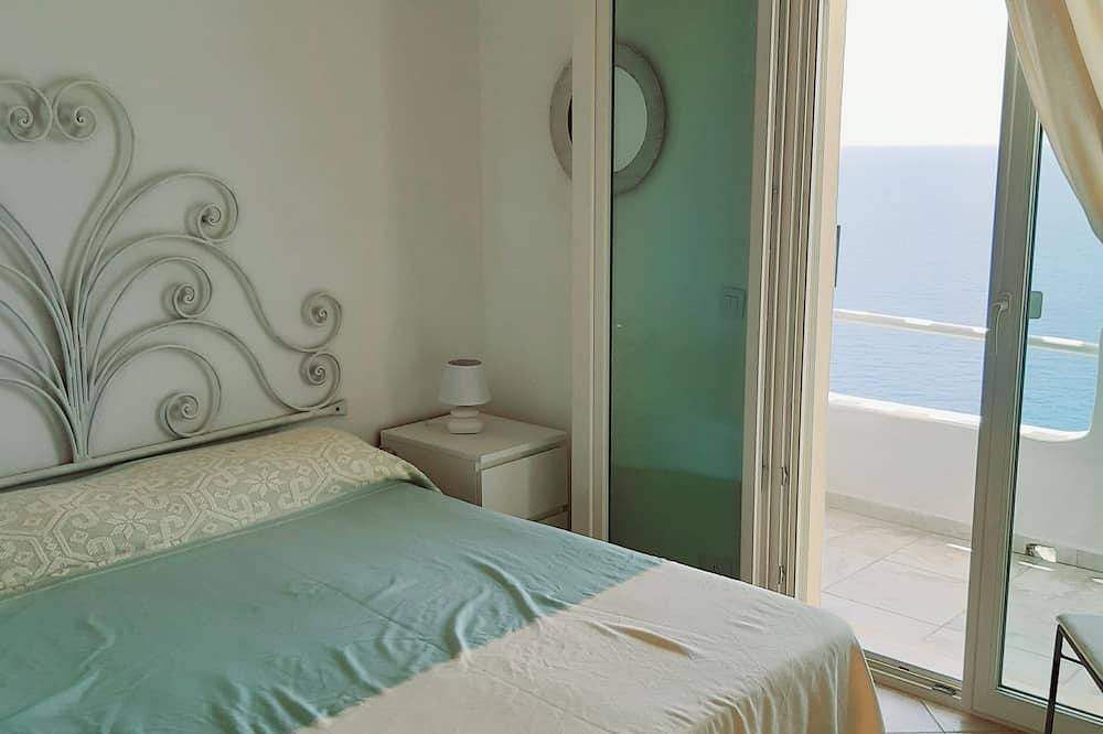 Villa Chiaro di Luna - unabhängig mit direktem Zugang zum Meer in Torre delle Stelle, Maracalagonis