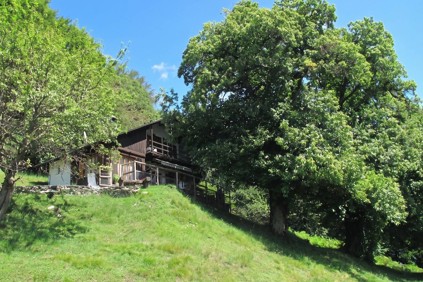 Ca Brunella 1 Lake Maggiore View Terrace for Two in Gerra Piano, Cugnasco-Gerra