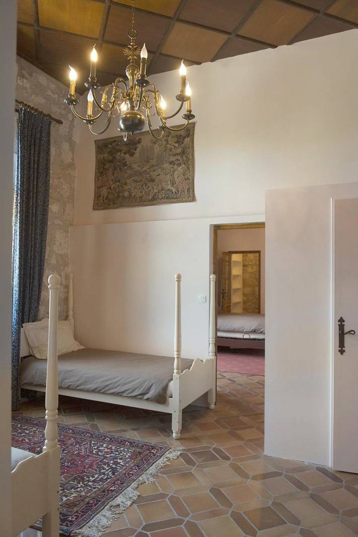 Gîte pour 10 personnes, avec jardin ainsi que vue et piscine à Saint-Eutrope-de-Born - 2