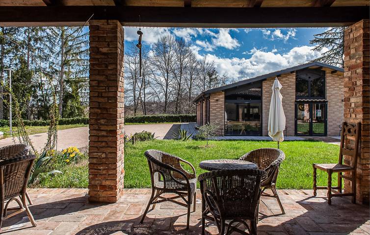 Ferienhaus für 16 Personen mit Terrasse in Comunanza, Nationalpark Monti Sibillini