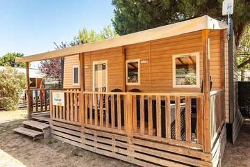 Camping pour 4 personnes à Le Barcarès