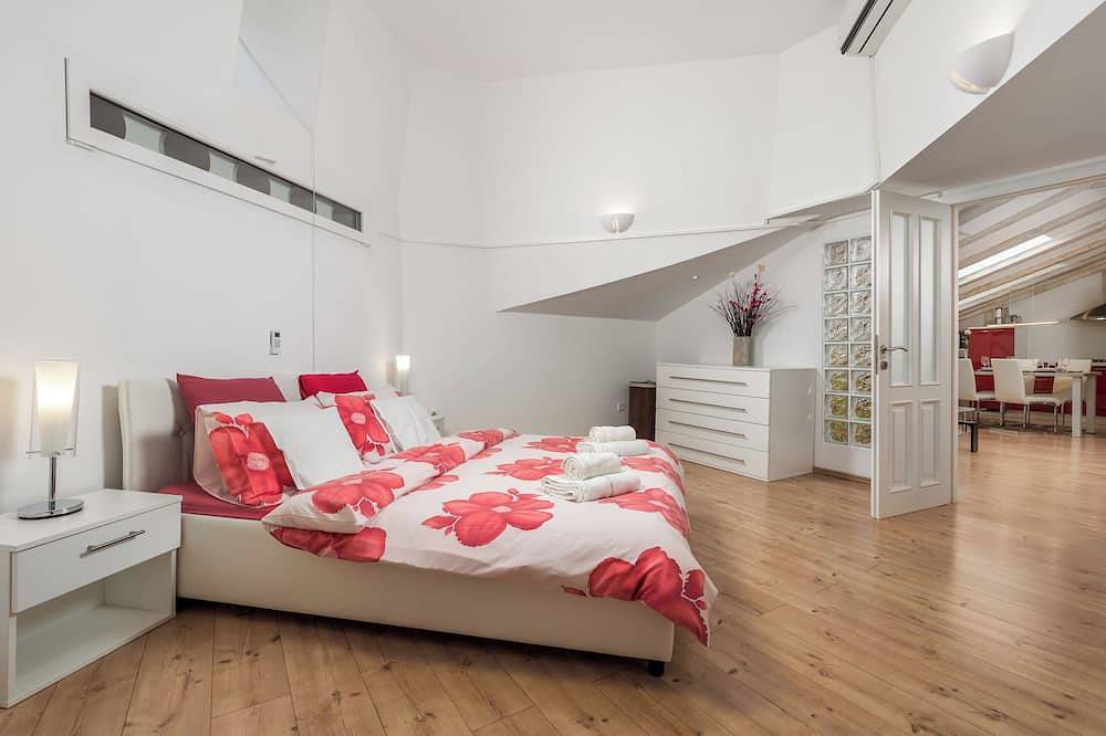 Ganze Wohnung, Süße romantische Nest unter der Kuppel - Rijeka Center in Rijeka, Primorje-Gorski Kotar