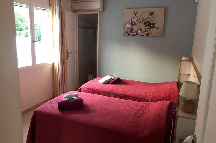 Location de vacances pour 6 personnes, avec terrasse à Lédenon - 2