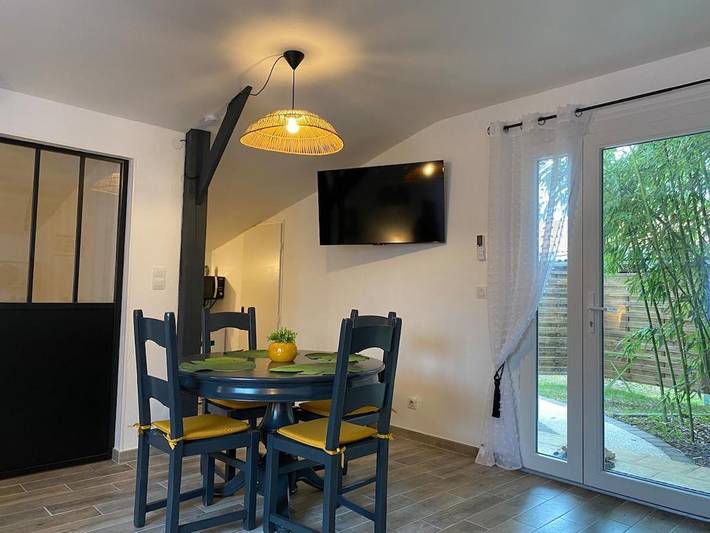 Location de vacances pour 4 personnes, avec jardin et terrasse à Saint-Laurent-de-Mure - 2