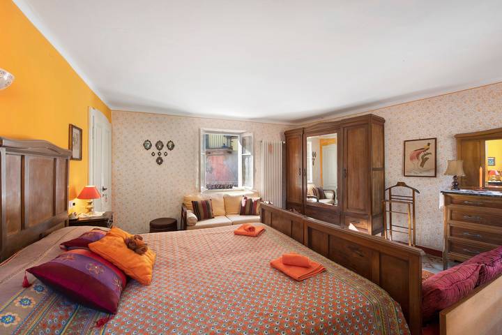 Ferienhaus für 6 Personen, mit Seeblick und Balkon