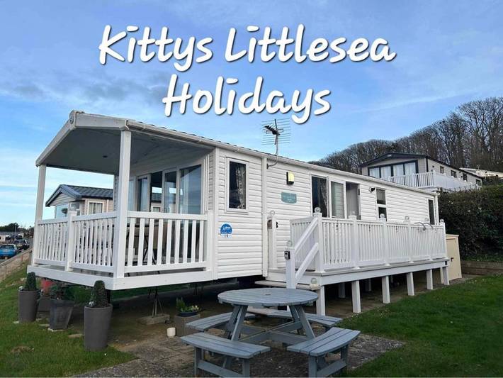 Glamping for 7 people, with View in Weymouth