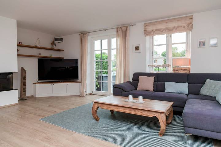 Ganze Wohnung, Ferienhaus Hüs Langlütjen: Sauna, Kamin und Strandnähe in Nieblum in Nordfriesische Inseln (Schleswig-Holstein) (Schleswig-Holstein), Nieblum