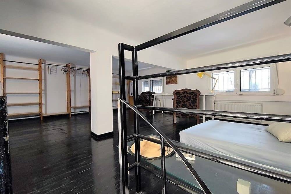 Ganze Wohnung, City Center Artistic Loft,3 minutes from Thessaloniki’s Waterfront. Pet friendly in Analipsi (Thessaloniki), Thessaloniki und Umgebung