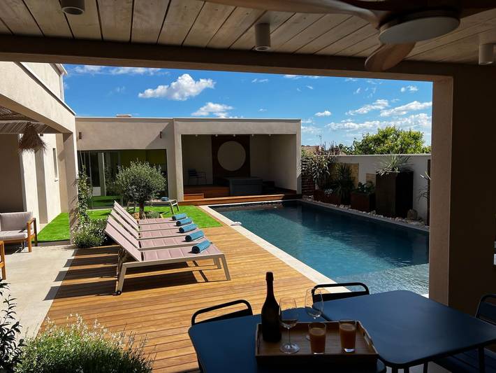 Gîte pour 8 personnes, avec jacuzzi et jardin, animaux acceptés