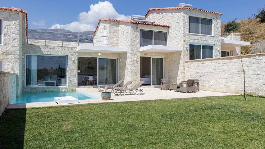 Ferienhaus für 5 Personen, mit Pool und Garten