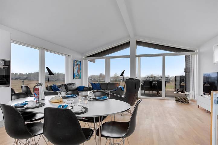 Ferienhaus für 6 Personen, mit Balkon und Terrasse in Bratten - 3
