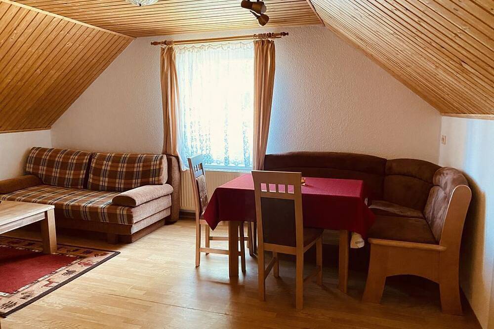 Ganze Wohnung, Ferienwohnung \"Häntzschelstiege\", 1 Schlafraum - Ferienhaus Kaiserkrone in Reinhardtsdorf-Schöna, Elbsandsteingebirge