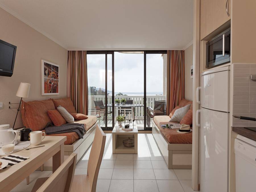 Pierre & Vacances Résidence L'Anse de Pramousquier - Studio 4 personen - Studio - 1 Schlafnische - Terrasse oder Balkon in Pramousquier, Le Lavandou
