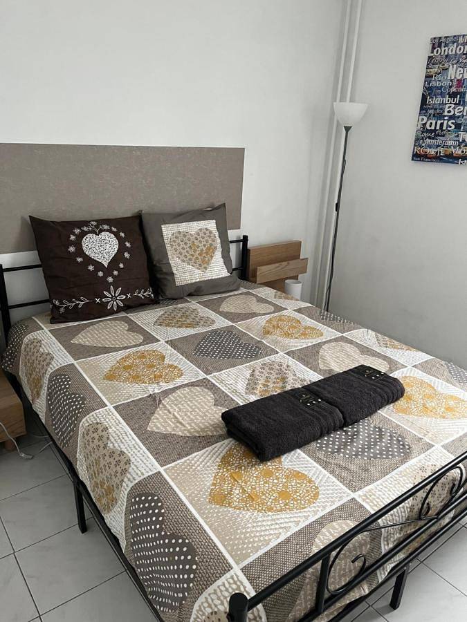 Maison d’hôte pour 2 personnes, avec vue et jardin à Saint-Denis