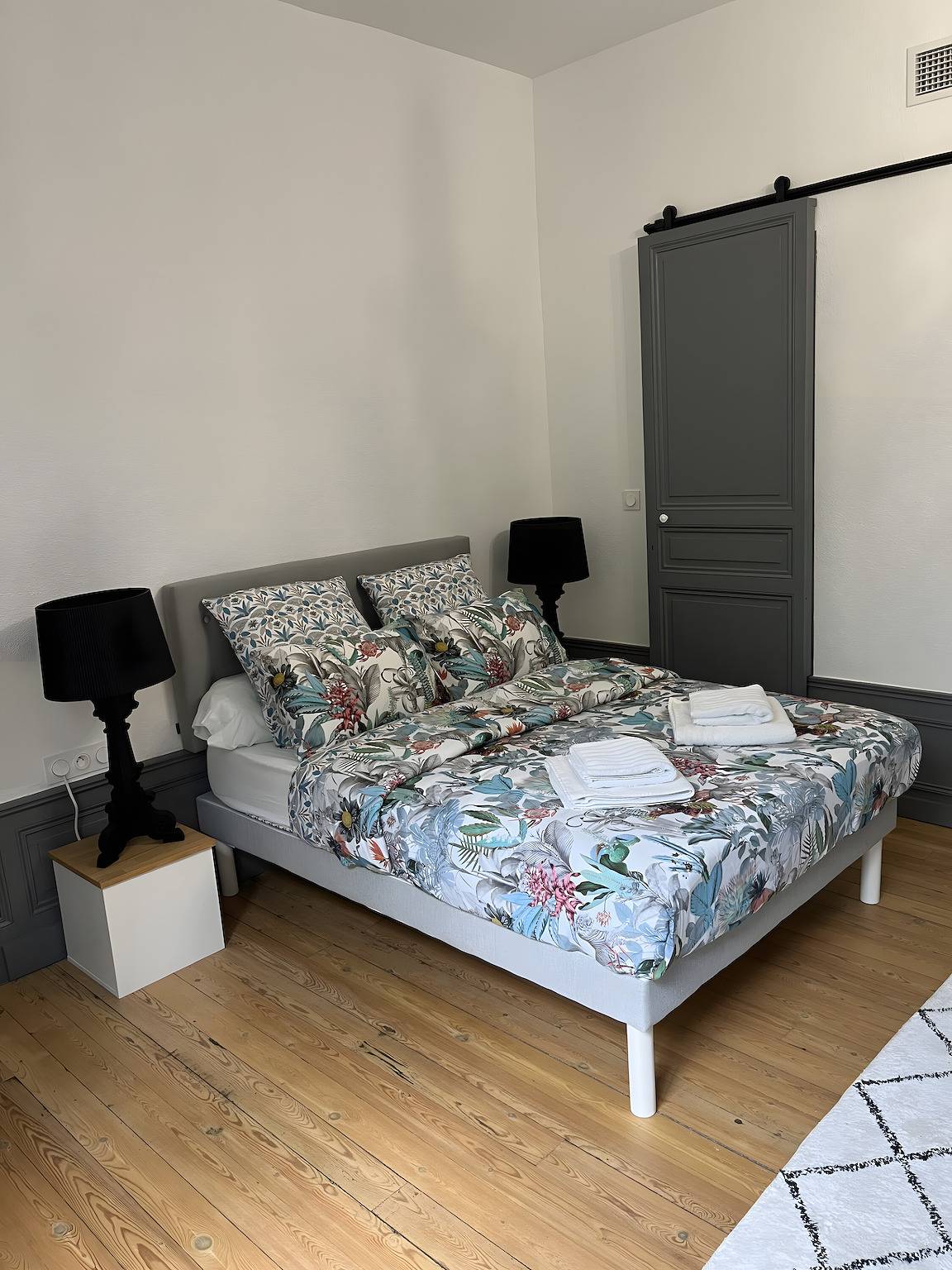 Bed and Breakfast 'Chambre D'hôte 2' con terrazza condivisa, Wi-Fi e aria condizionata in Joze, Massiccio Centrale
