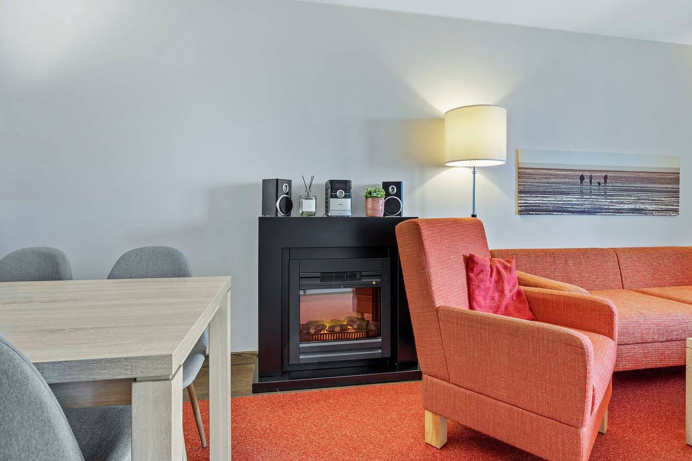 Ganze Wohnung, Tolle Ferienwohnung in Strandnähe mit Sauna und Balkon mit Land- und Meerblick in Samtgemeinde Land Wursten, Wurster Nordseeküste