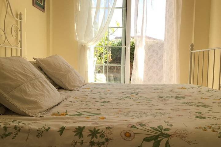 Holiday apartment for 2 people, with pool and garden - 1