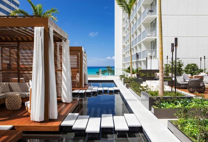 Hotel voor 2 personen, with zwembad and uitzicht as well as terras, met huisdier in Honolulu