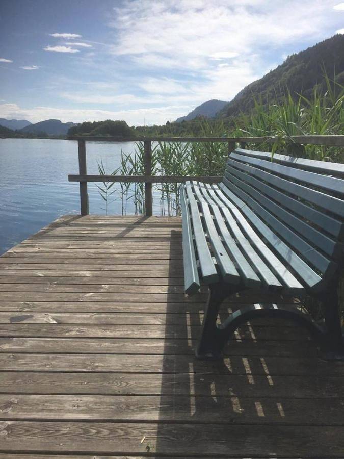 Ganze Wohnung, Apartment with Lake View in Steindorf am Ossiacher See, Bezirk Feldkirchen