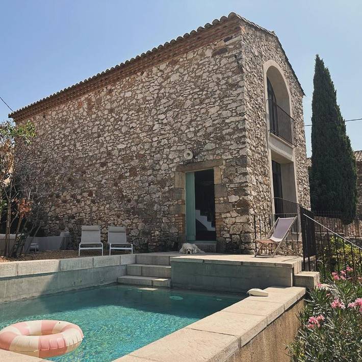Ferienhaus für 7 Personen, mit Terrasse und Garten sowie Pool und Ausblick