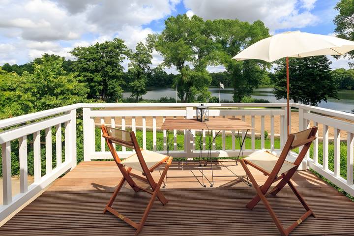 Ferienwohnung für 3 Personen, mit Garten und Seeblick sowie Balkon - 1