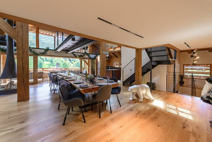 Maison pour 15 personnes, avec sauna et piscine ainsi que jacuzzi et jardin, animaux acceptés à La Clusaz