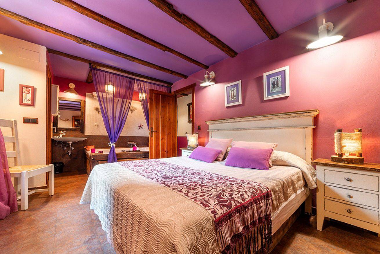 Apartamento entero, Apartamento 15. Suite con Terraza, Jacuzzi  y Chimenea in Potes, Cordillera Cantábrica