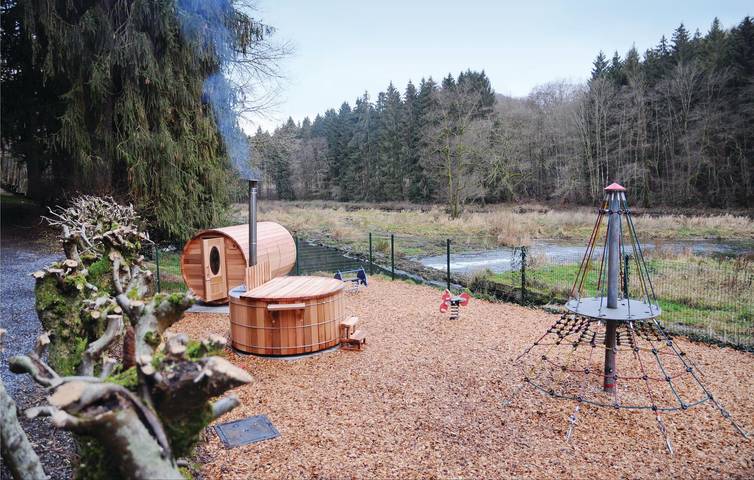 Ferienhaus für 24 Personen mit Sauna in Herbeumont, Neufchâteau und Umgebung