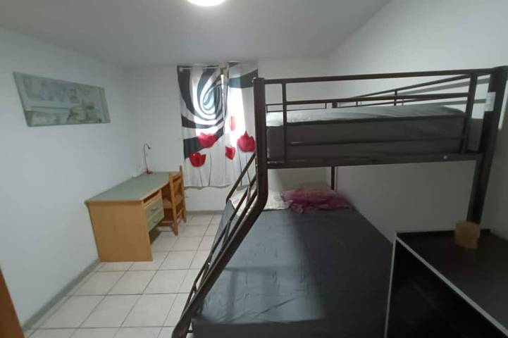 Gîte pour 7 personnes, avec terrasse et jardin, animaux acceptés dans L'Hôpital-du-Grosbois - 4